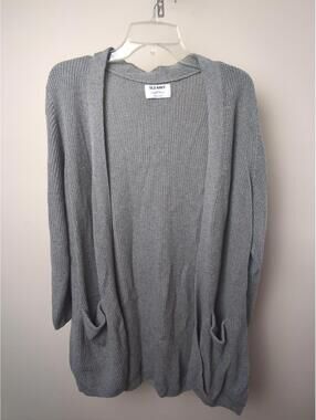 Old Navy Women’s Gray Knit Cardigan Size L Petite!